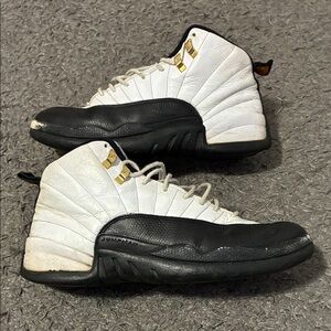 Jordan 12 taxi
